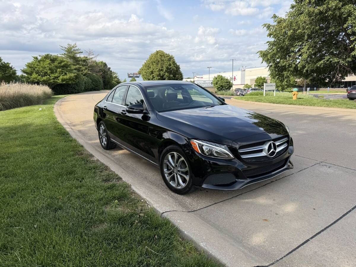 2017 MERCEDES-BENZ C-Class