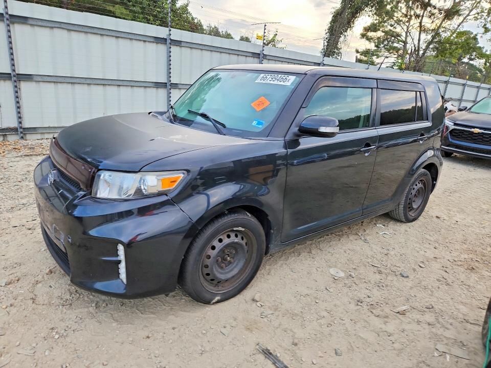 2013 TOYOTA SCION
