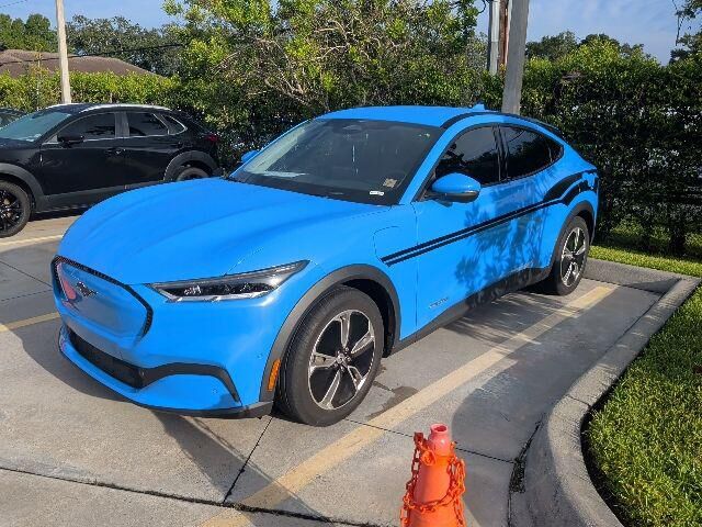 2022 FORD Mach-E