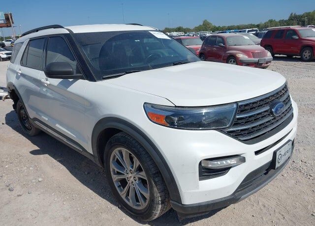 2021 FORD Explorer