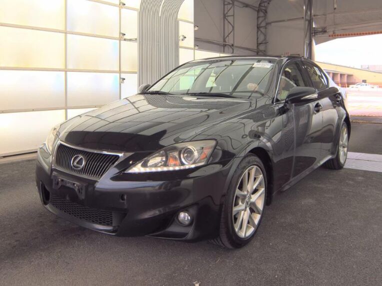2013 LEXUS IS