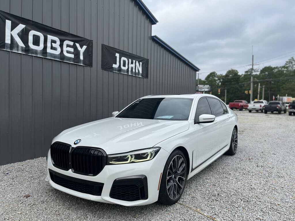 2020 BMW 740i