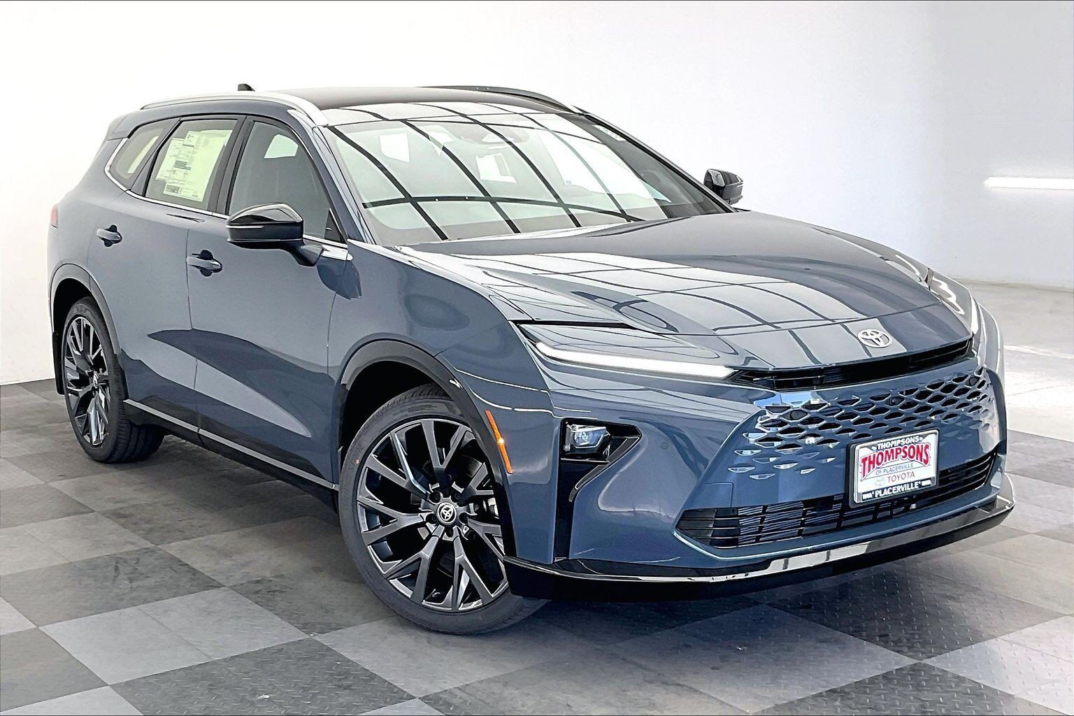 2026 TOYOTA Crown Signia
