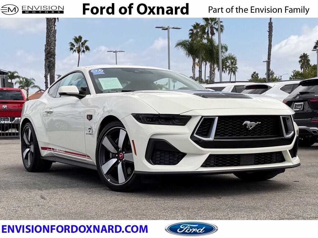 2025 FORD Mustang