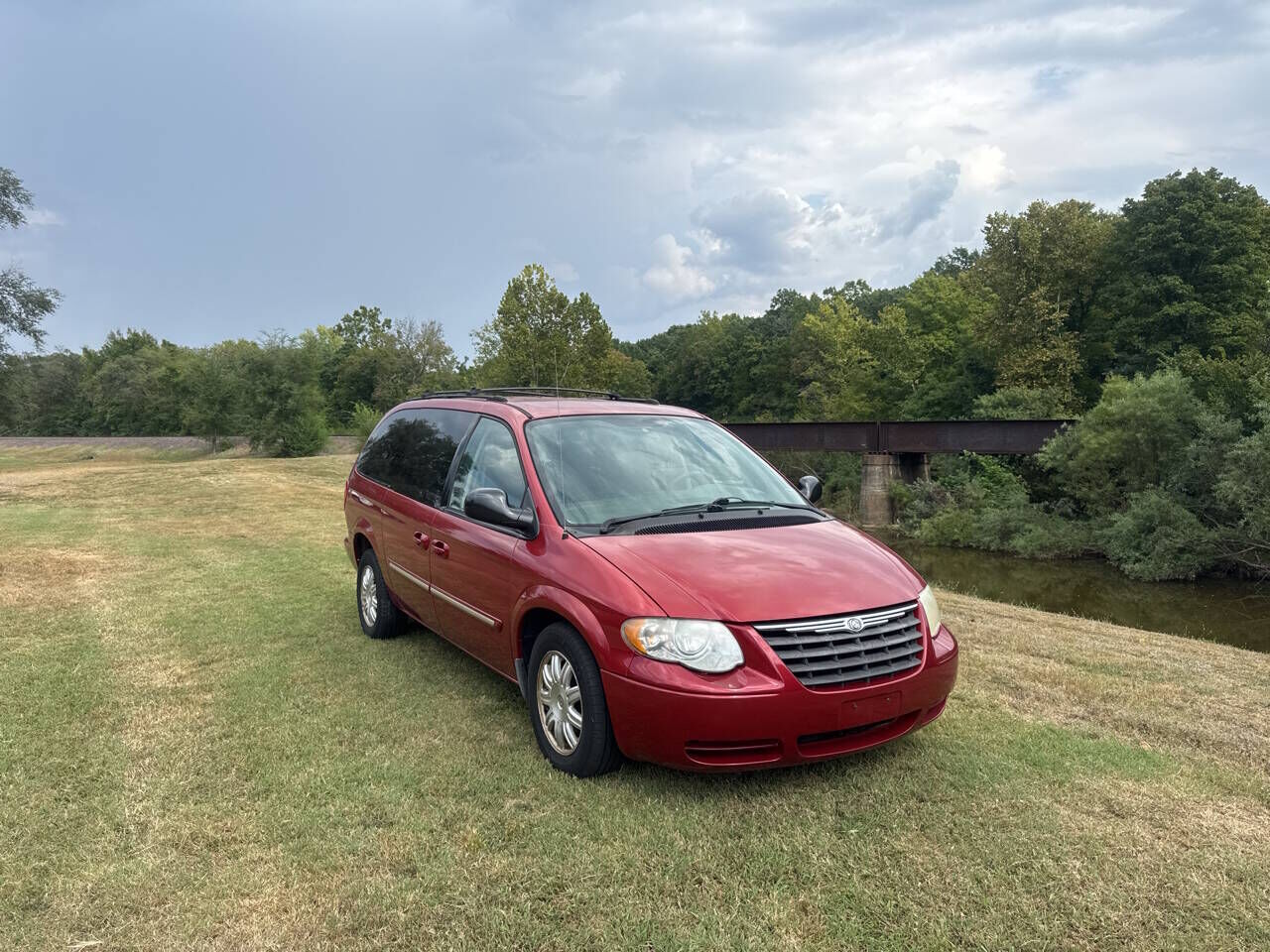 2005 CHRYSLER Town and Country