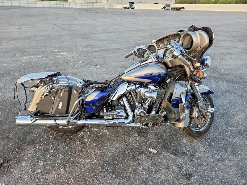 2017 HARLEY DAVIDSON FLHTKSE / CVO LIMITED