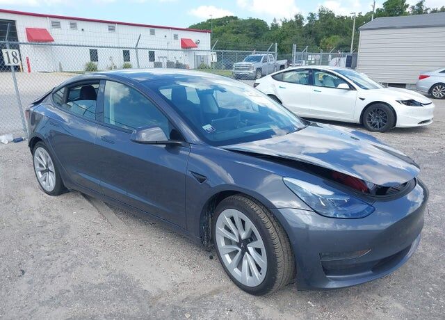 2022 TESLA Model 3