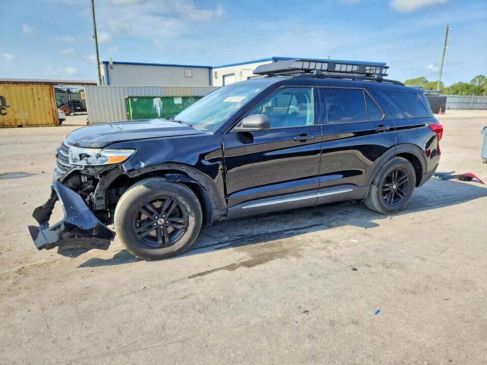 2022 FORD Explorer