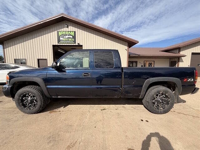 2005 GMC Sierra