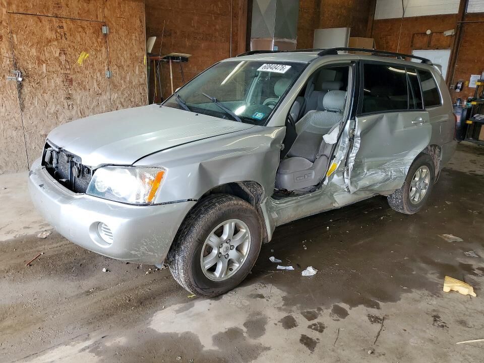 2002 TOYOTA Highlander