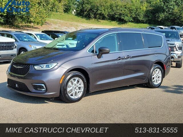 2022 CHRYSLER Pacifica