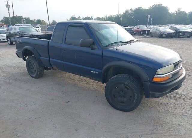 2003 CHEVROLET S-10 Pickup