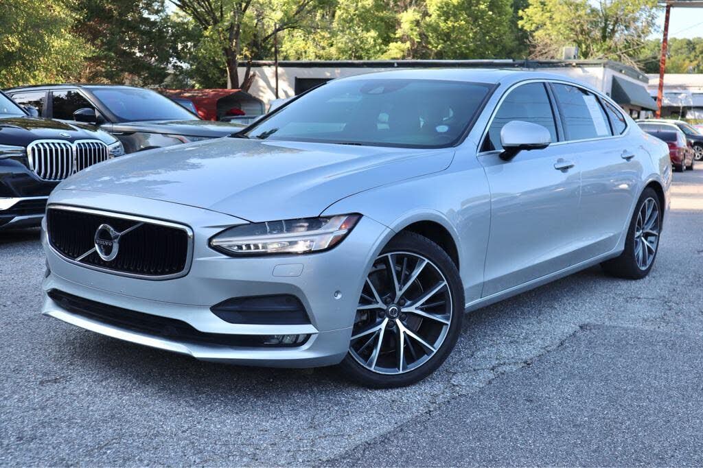 2018 VOLVO S90