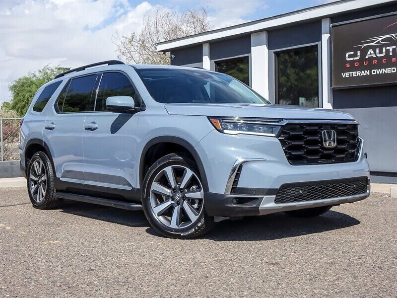 2023 HONDA Pilot
