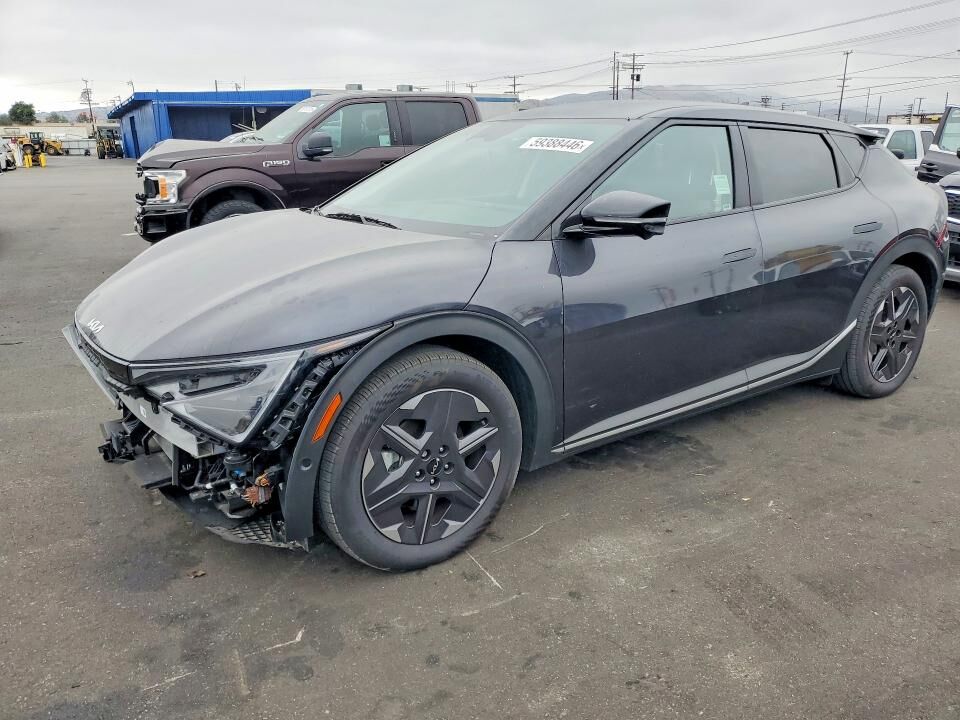 2025 KIA EV6