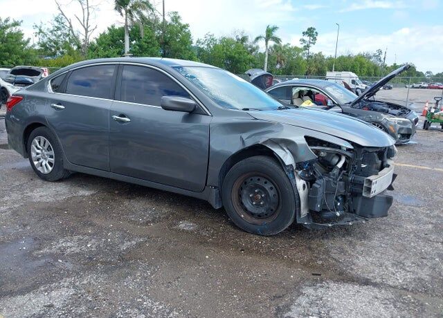 2016 NISSAN Altima