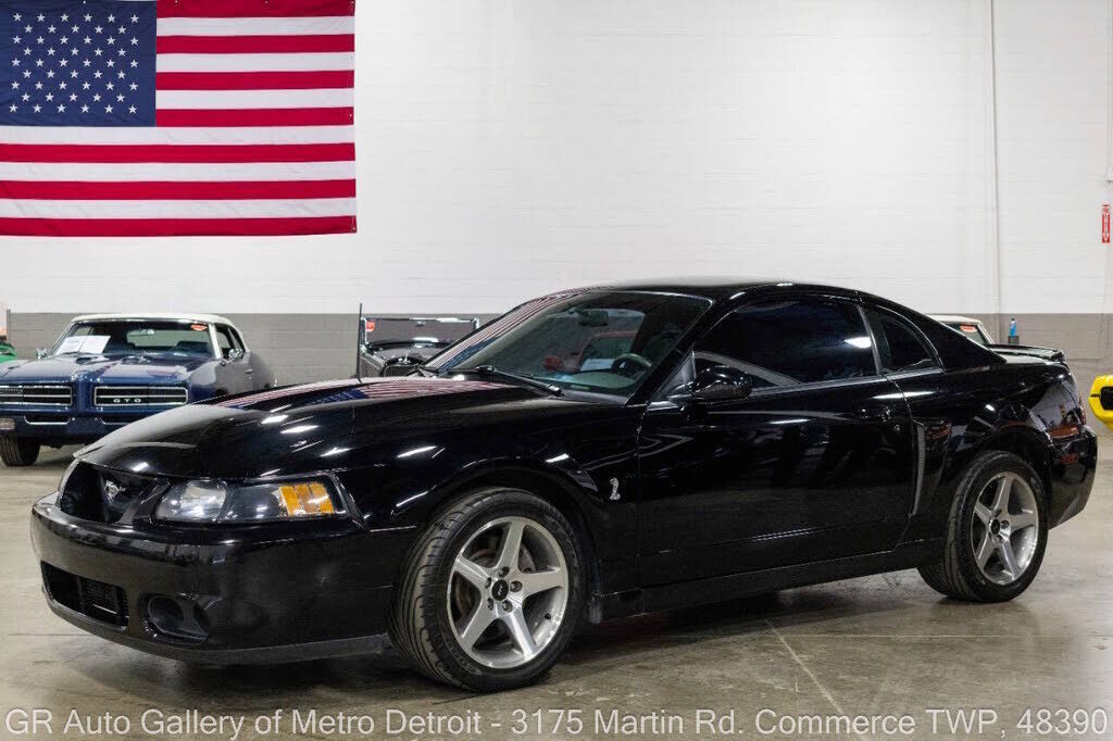 2003 FORD Mustang