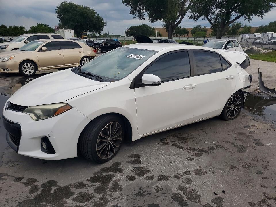 2015 TOYOTA Corolla