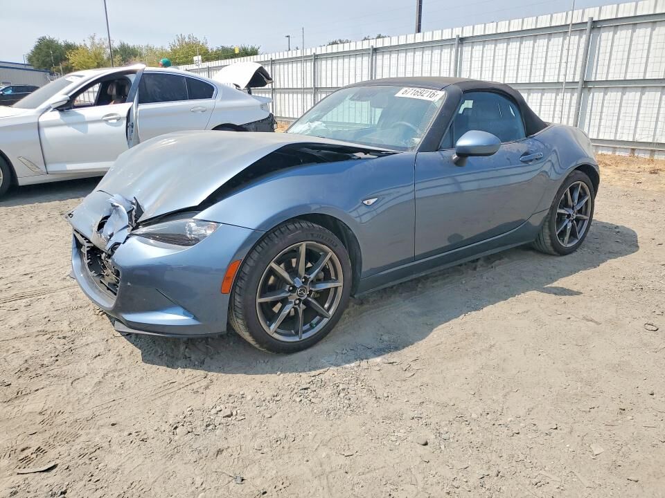 2017 MAZDA MX-5