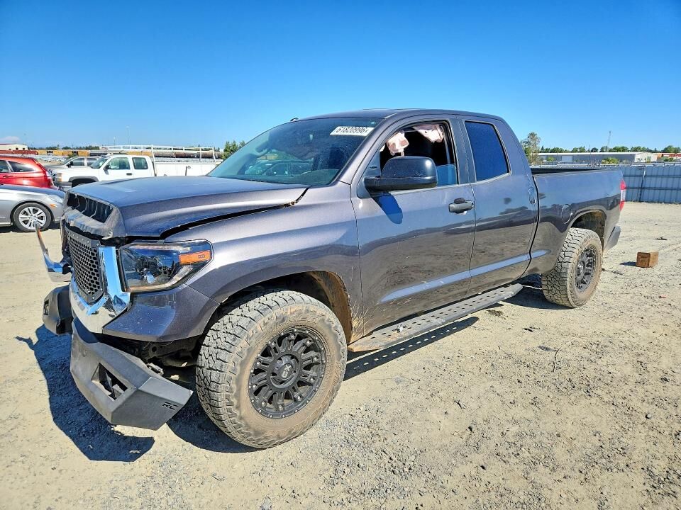2016 TOYOTA Tundra