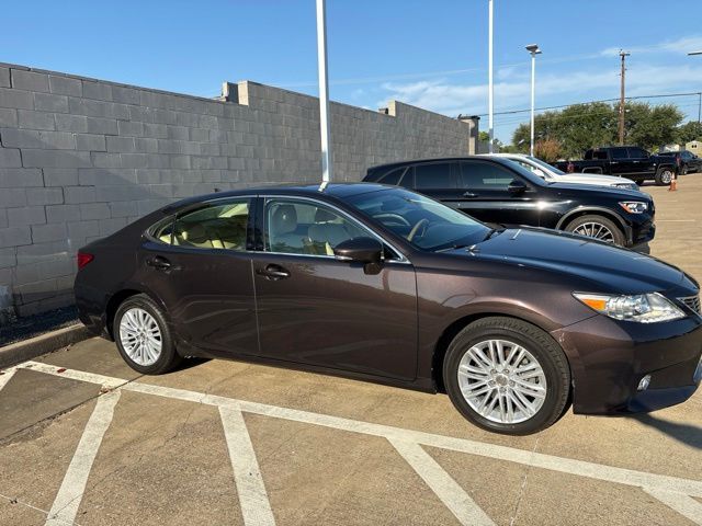 2014 LEXUS ES