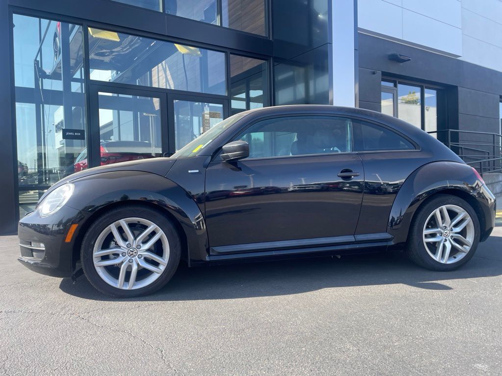 2016 VOLKSWAGEN Beetle