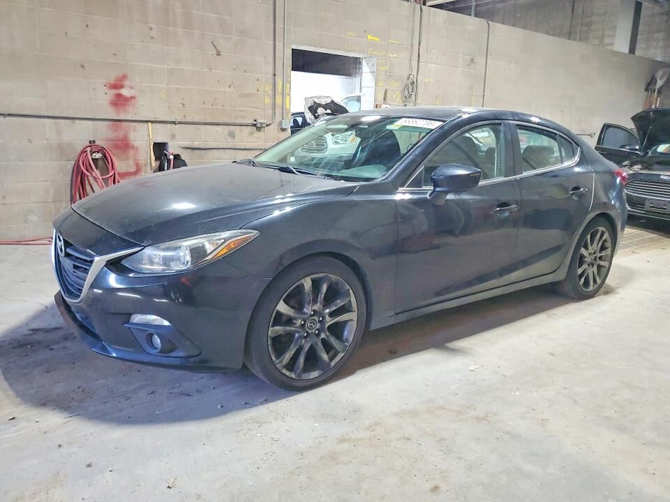 2016 MAZDA Mazda3