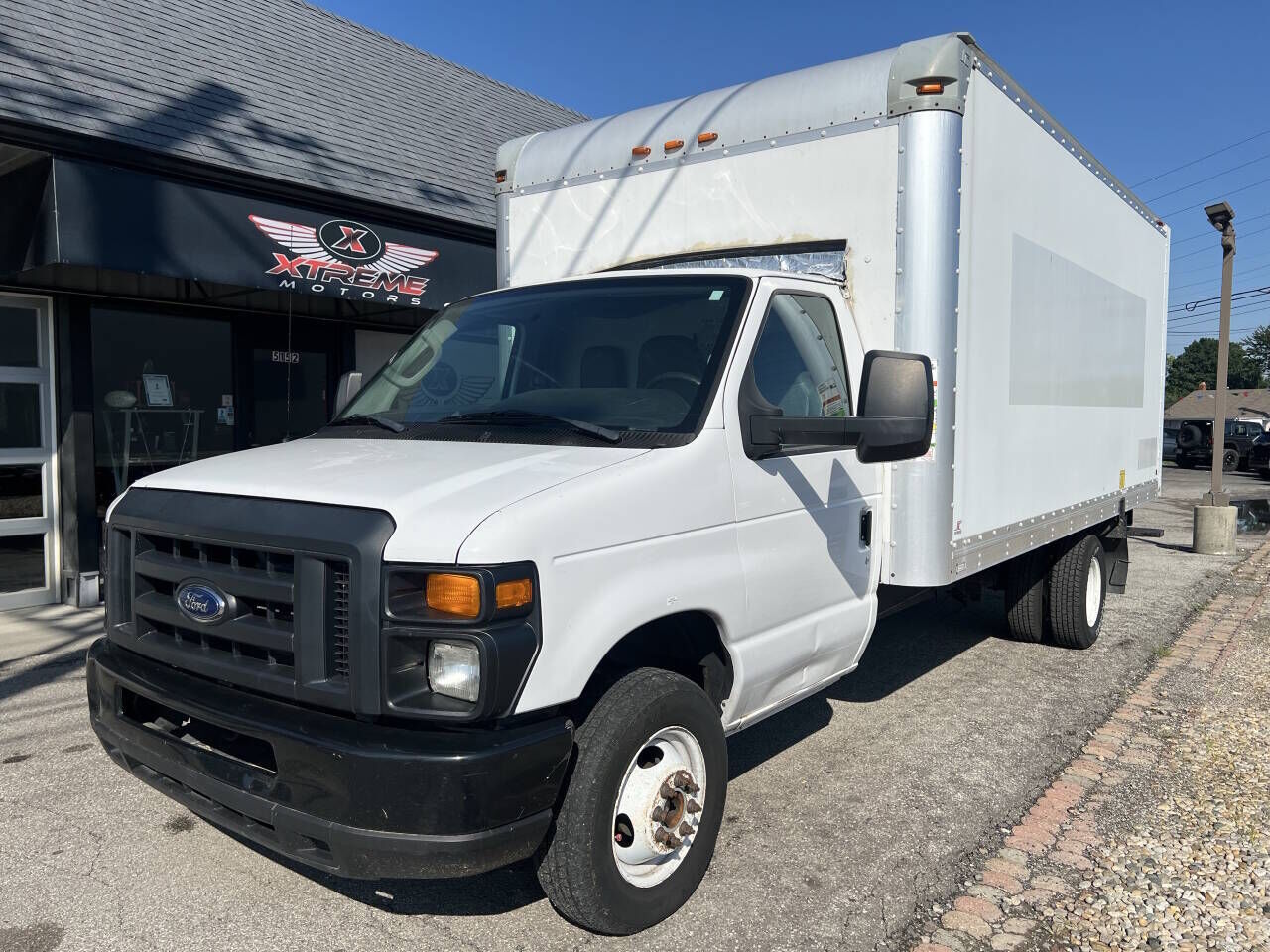 2016 FORD E-350