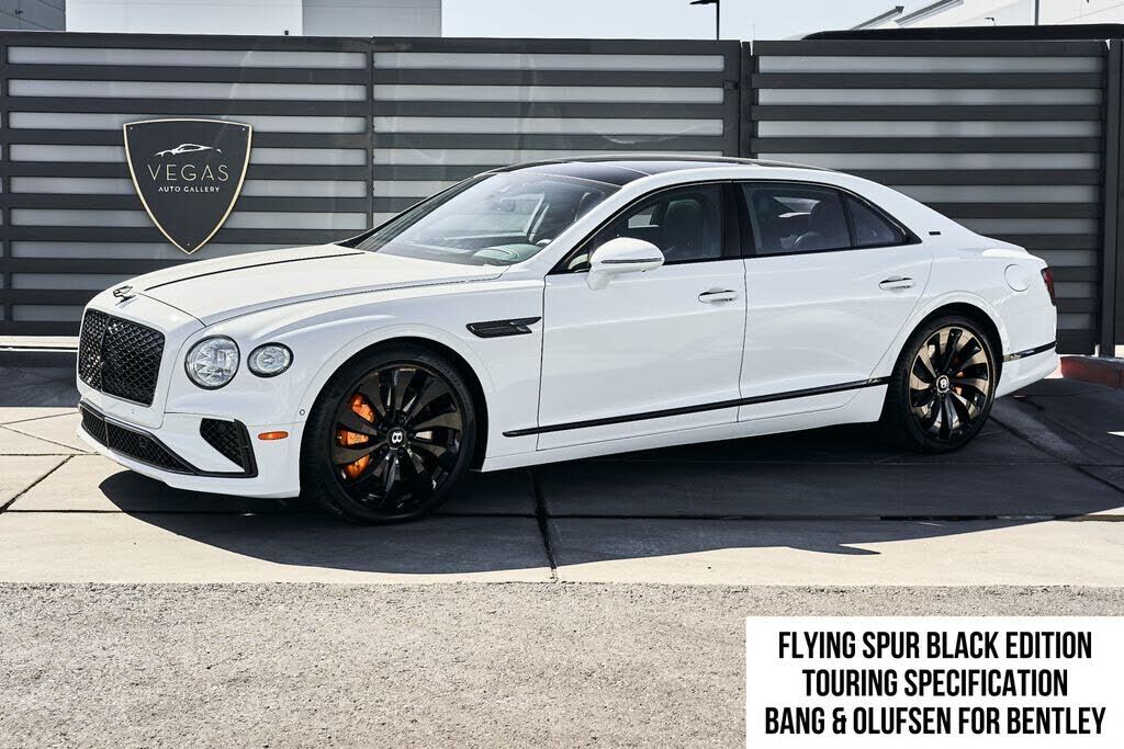2025 BENTLEY Flying Spur