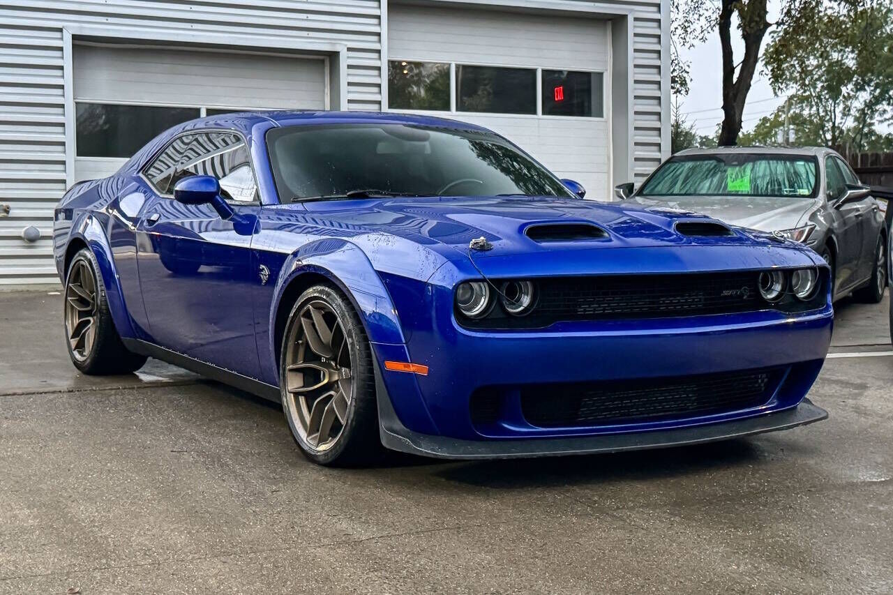 2021 DODGE Challenger