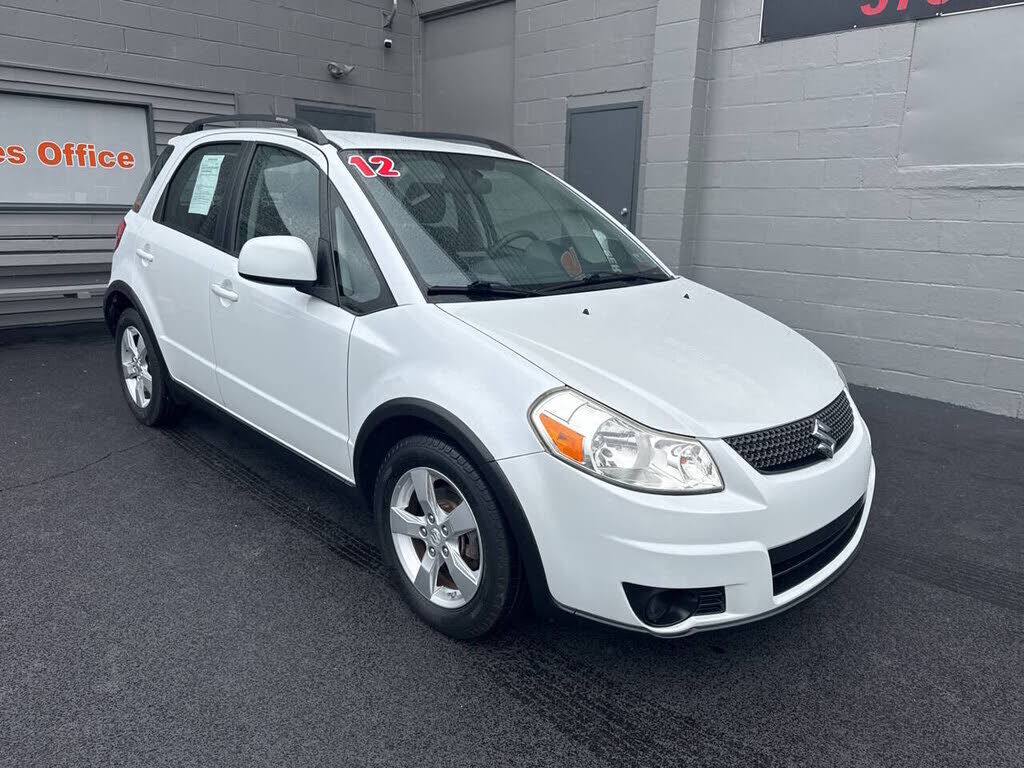2012 SUZUKI SX4