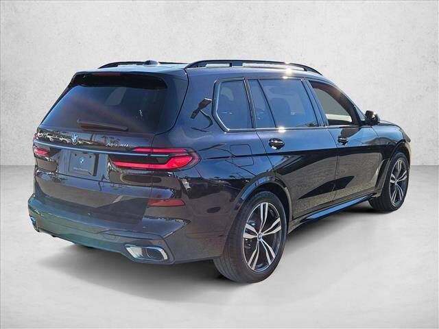 2026 BMW X7