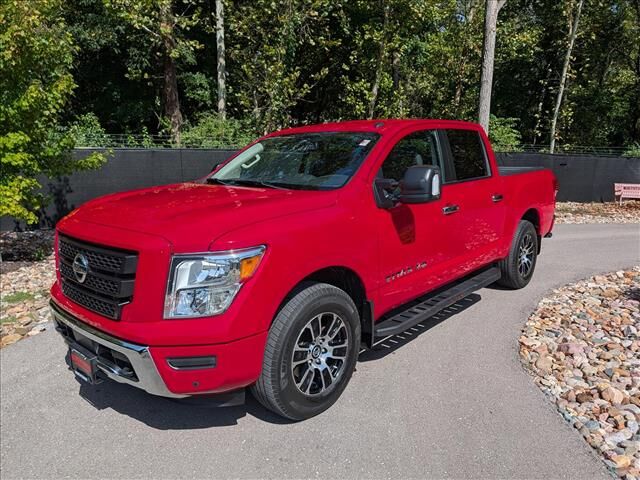 2020 NISSAN Titan