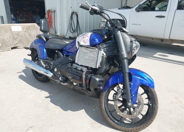 2014 HONDA GL1800