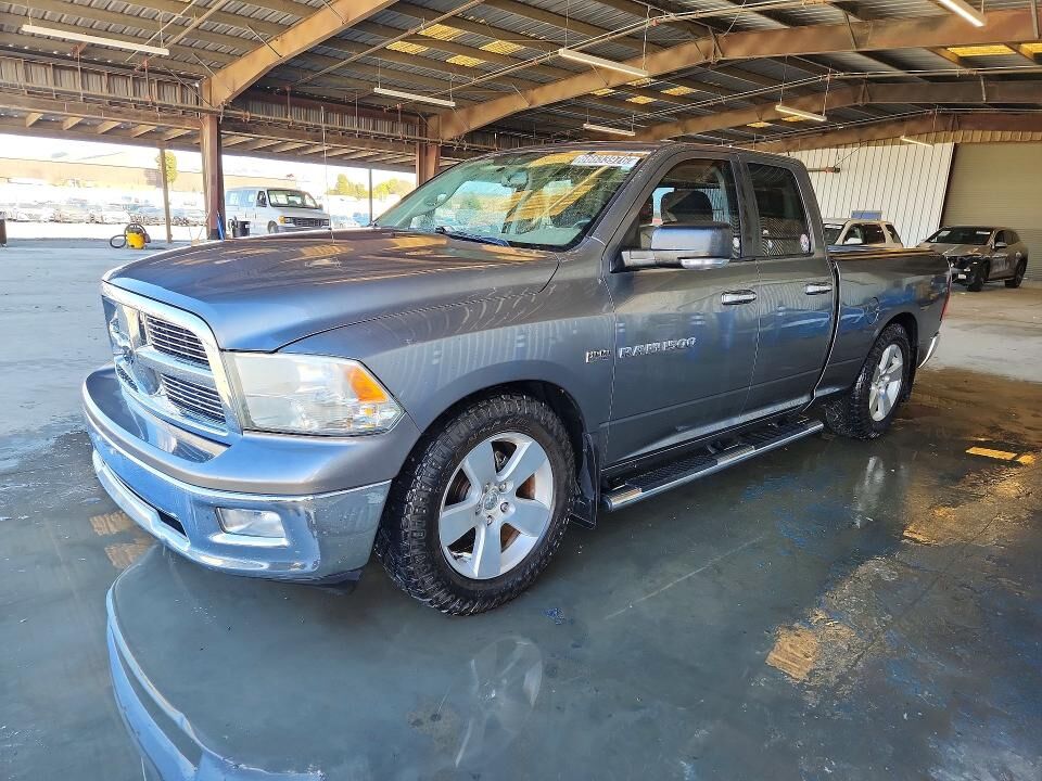 2012 DODGE Ram