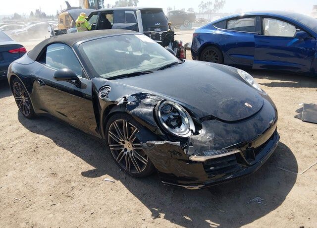 2016 PORSCHE 911