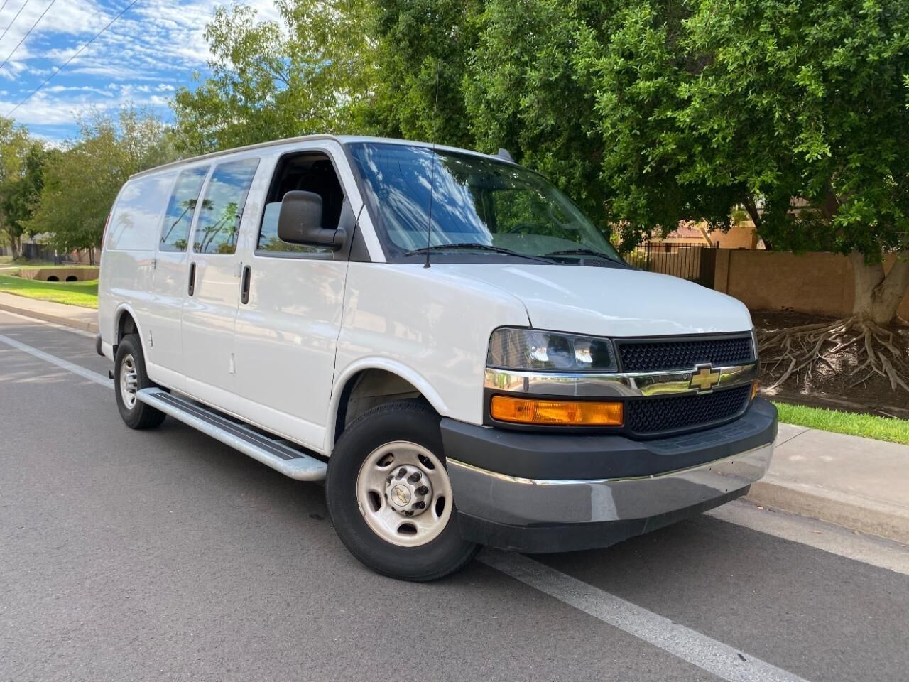 2024 CHEVROLET Express