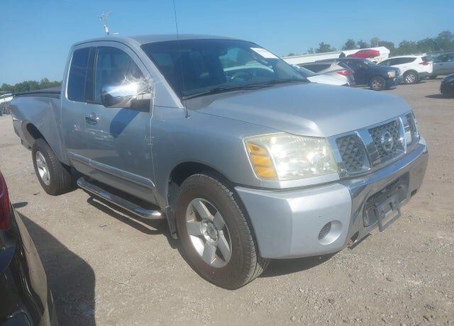 2004 NISSAN Titan