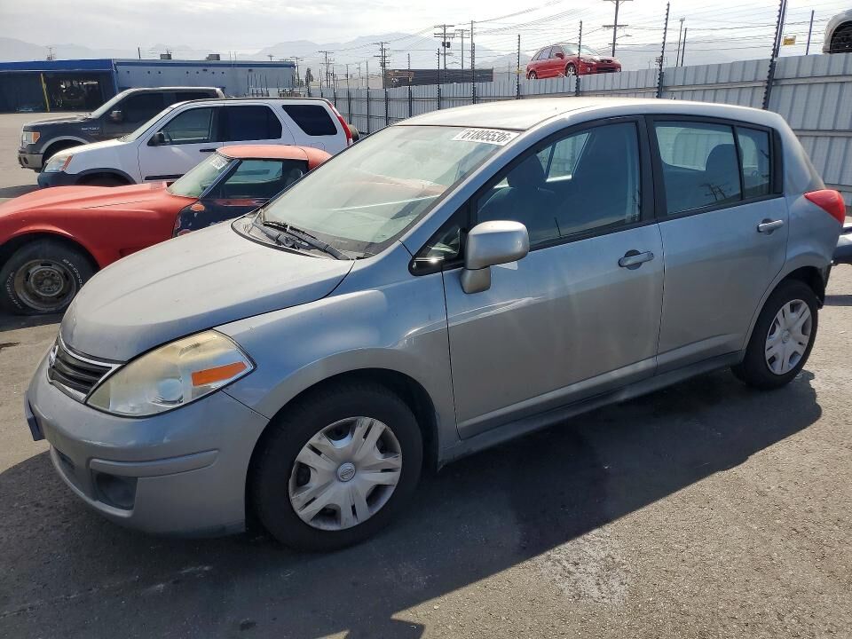 2011 NISSAN Versa