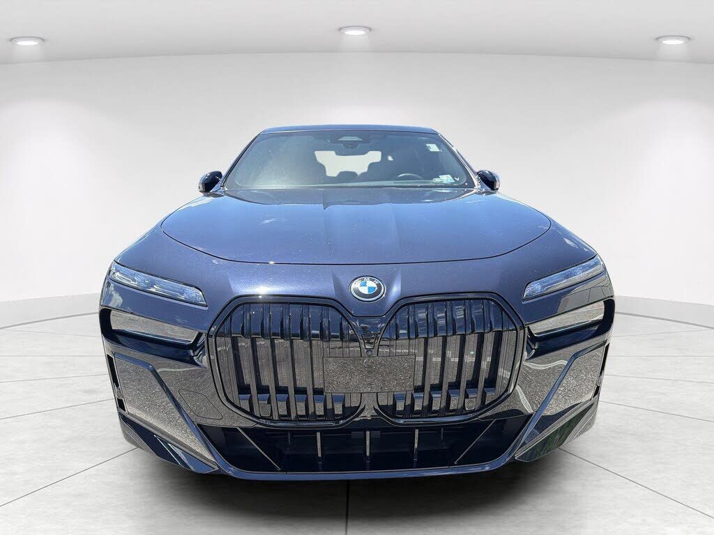 2024 BMW i7