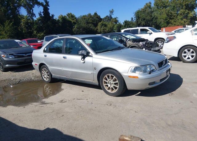 2003 VOLVO S40