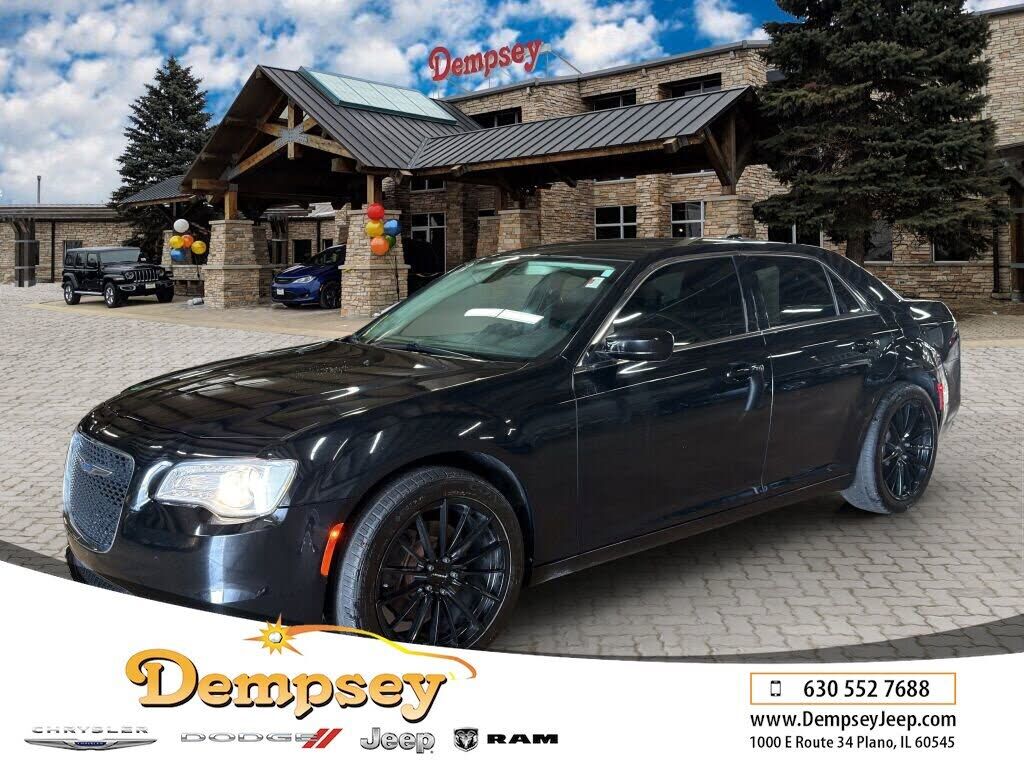 2018 CHRYSLER 300