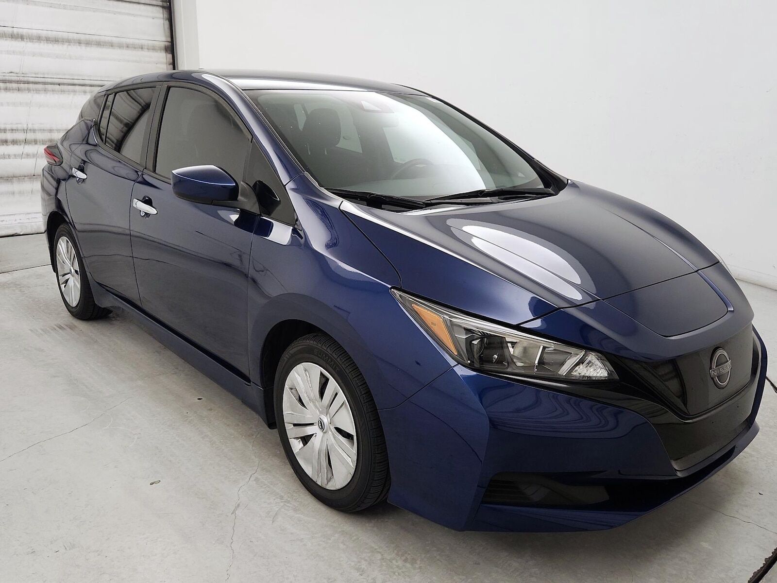 2023 NISSAN Leaf