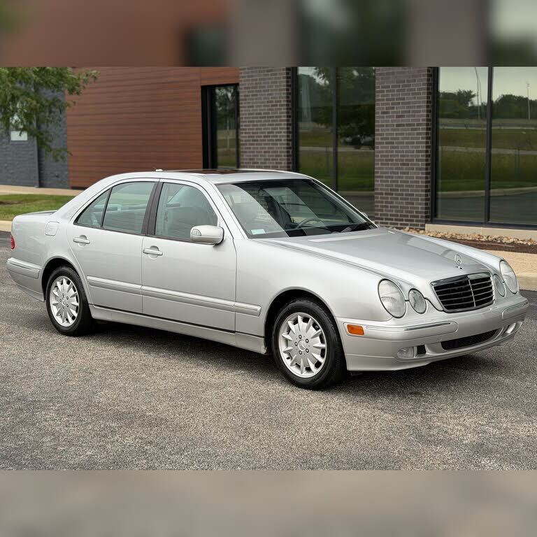 2001 MERCEDES-BENZ E-Class
