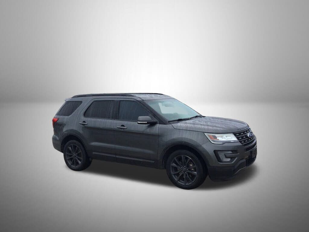2017 FORD Explorer