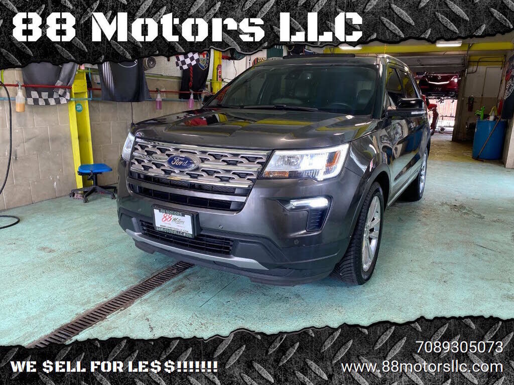 2018 FORD Explorer