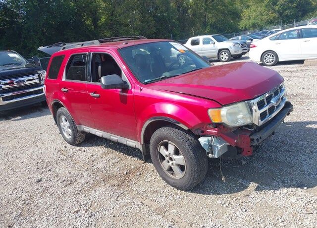 2009 FORD Escape