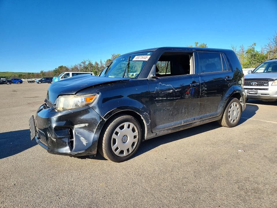2015 TOYOTA SCION