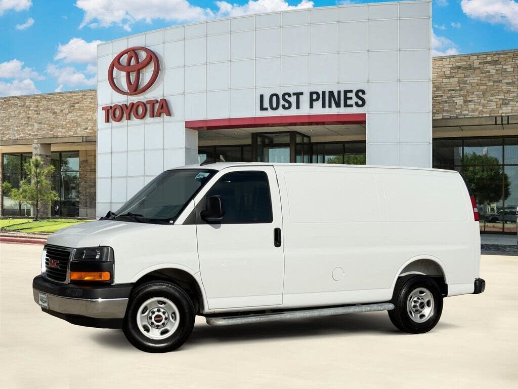 2025 GMC Savana