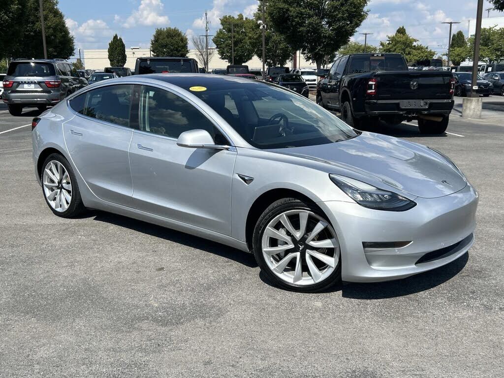 2018 TESLA Model 3